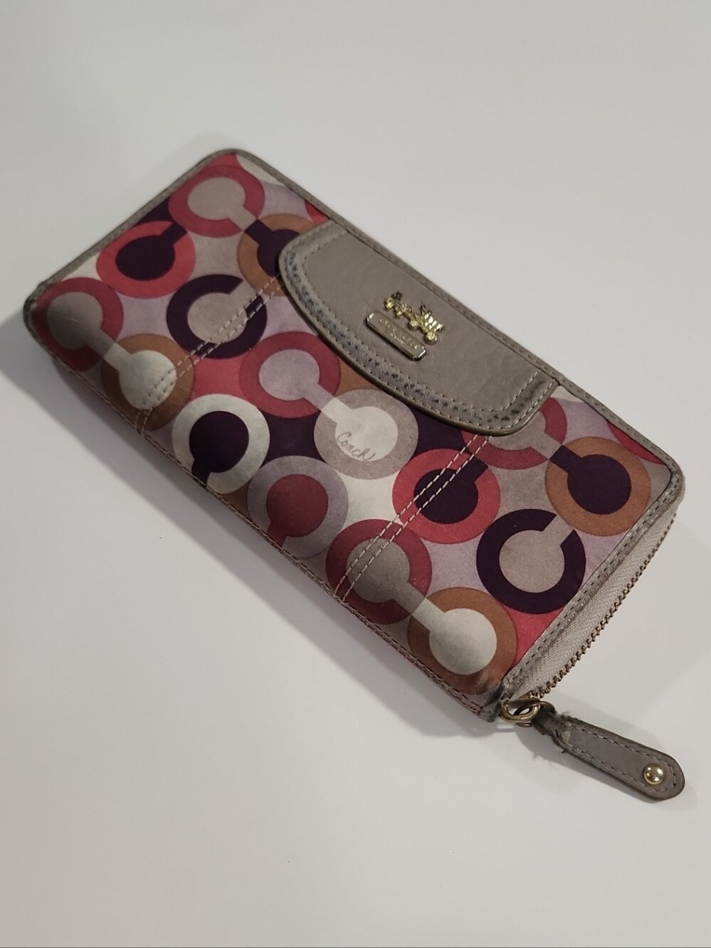 Coach POPPY Madison Zip Around Wallet Well Loved